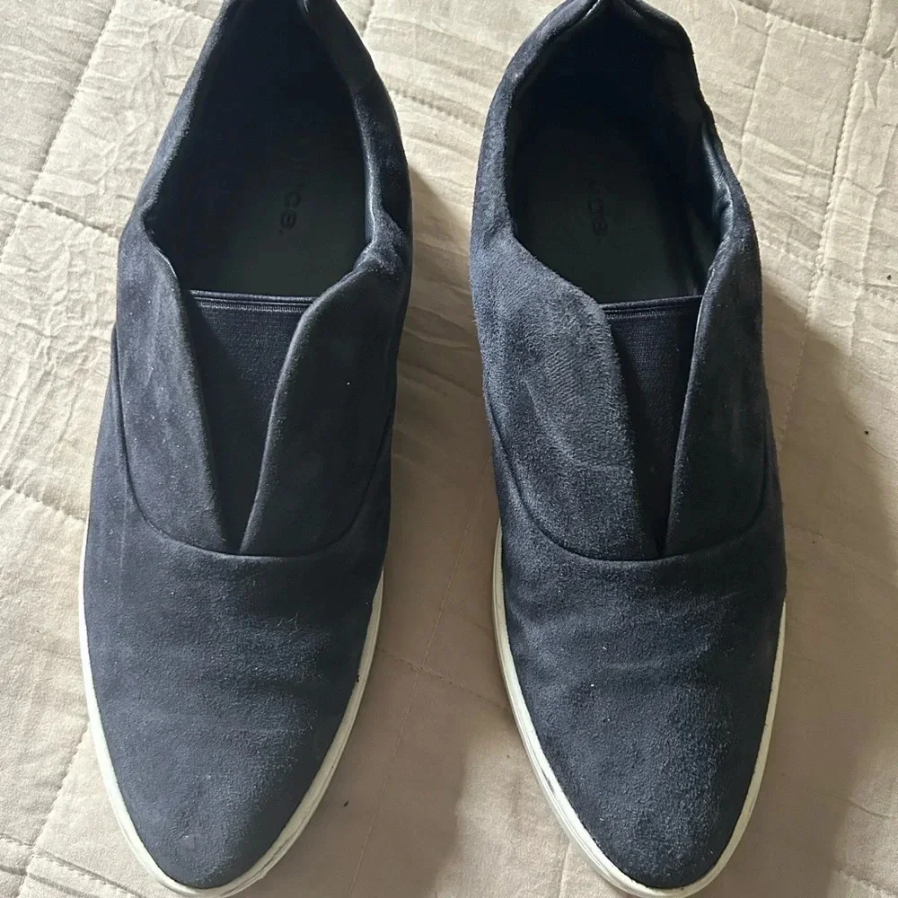 Vince black suede